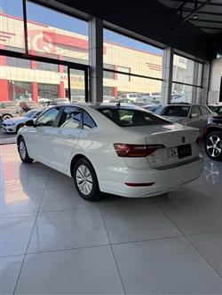 ڤۆڵکسواگن جێتا